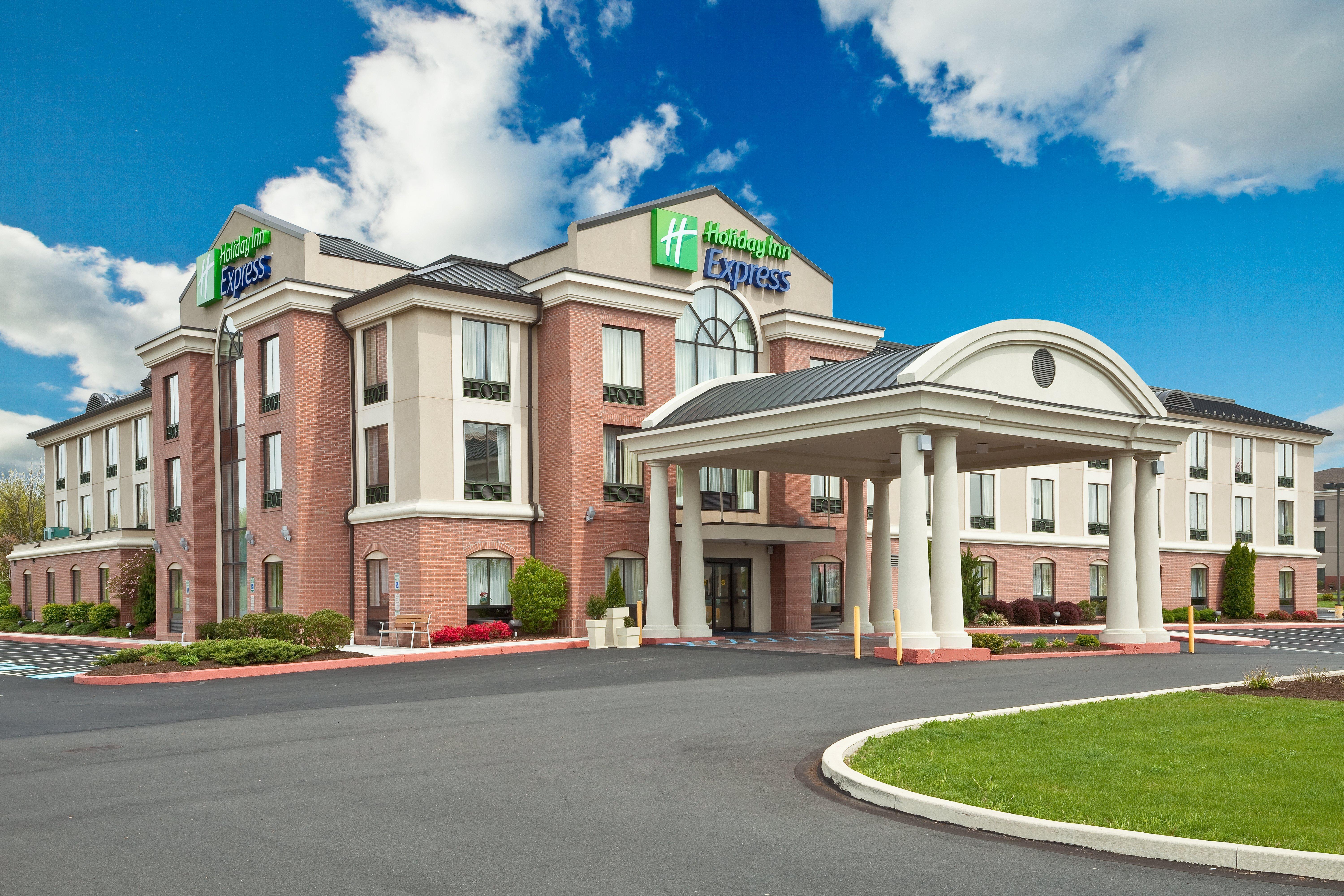 Holiday Inn Express And Suites Quakertown - Allentown Area By Ihg Екстер'єр фото