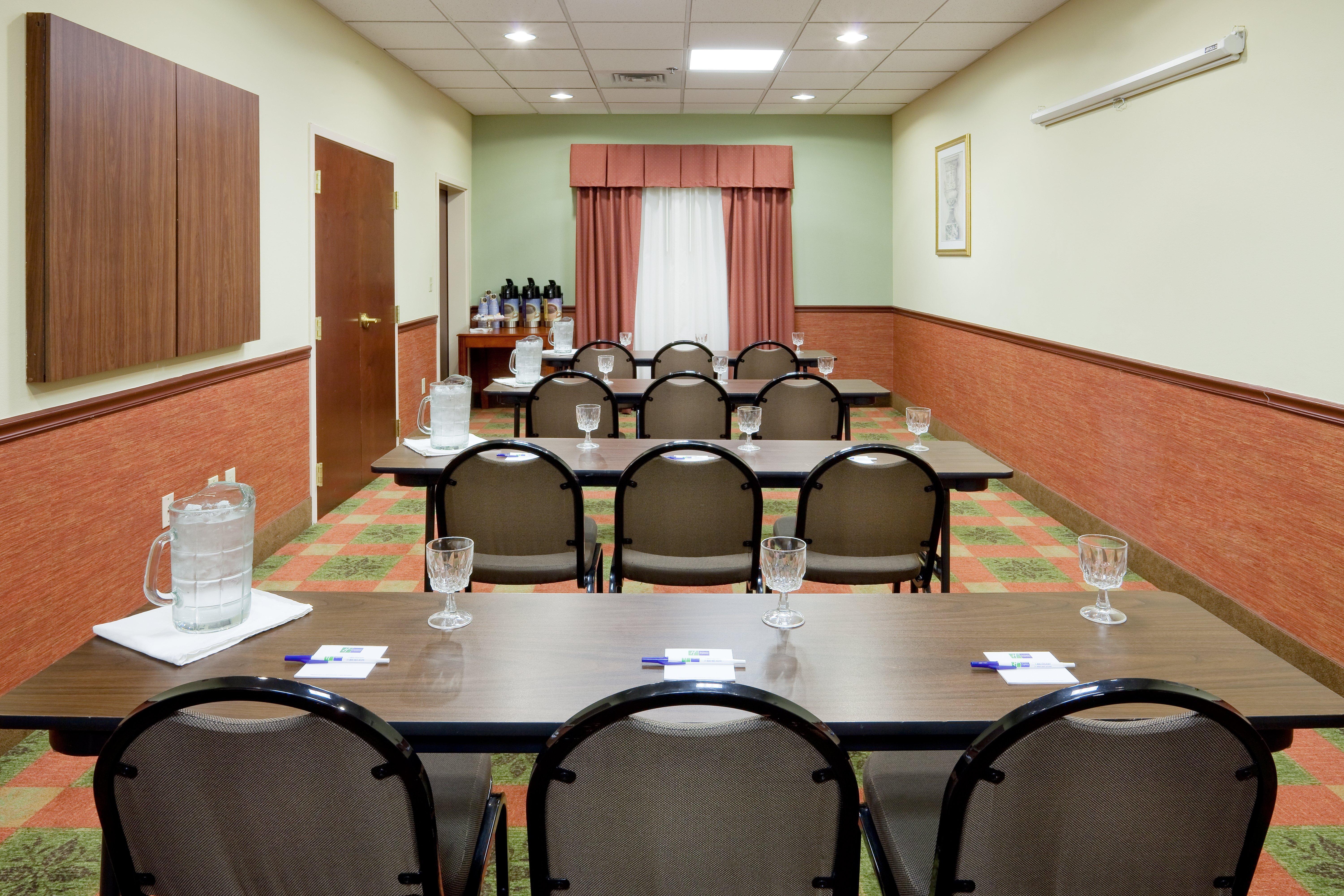 Holiday Inn Express And Suites Quakertown - Allentown Area By Ihg Екстер'єр фото