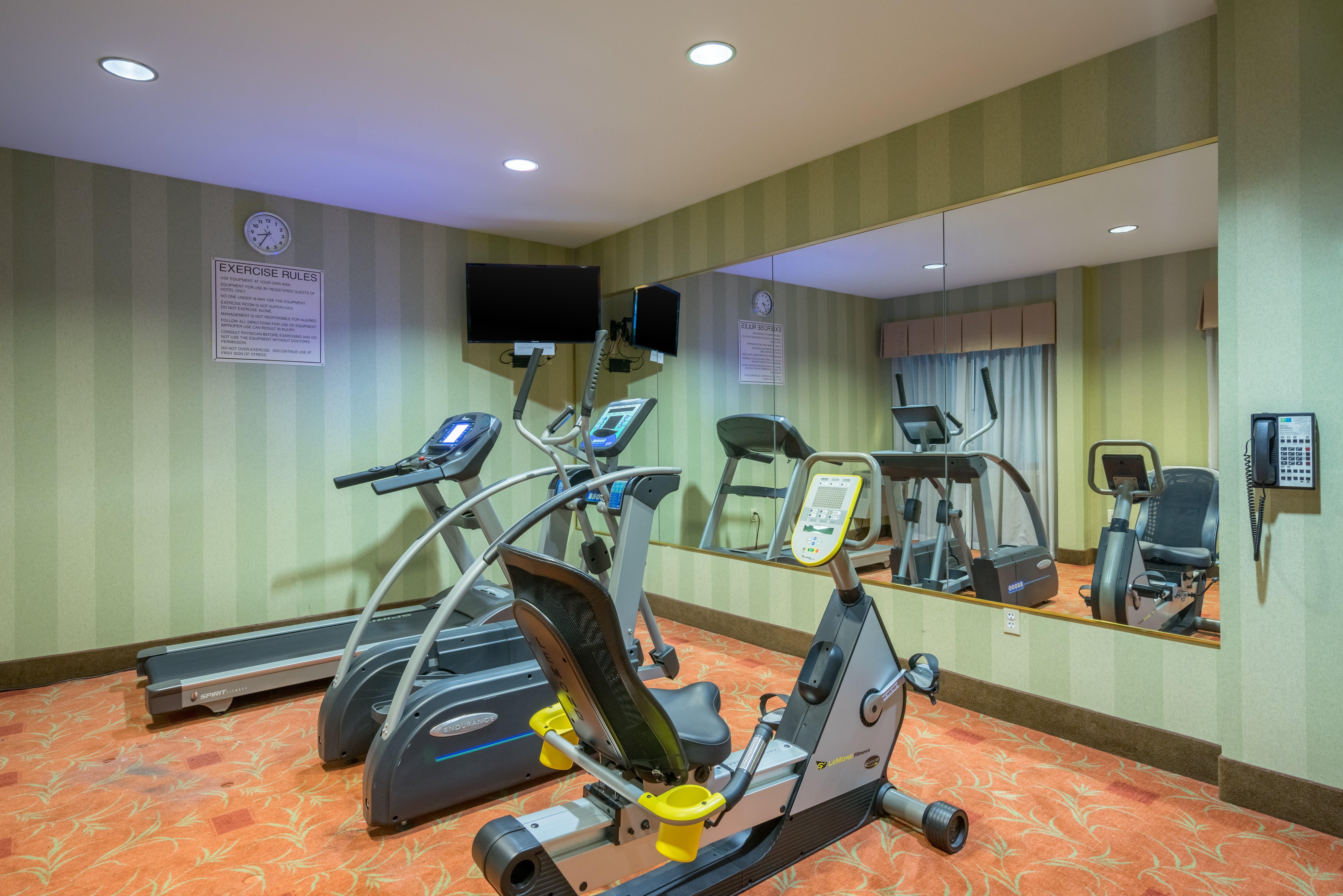 Holiday Inn Express And Suites Quakertown - Allentown Area By Ihg Екстер'єр фото