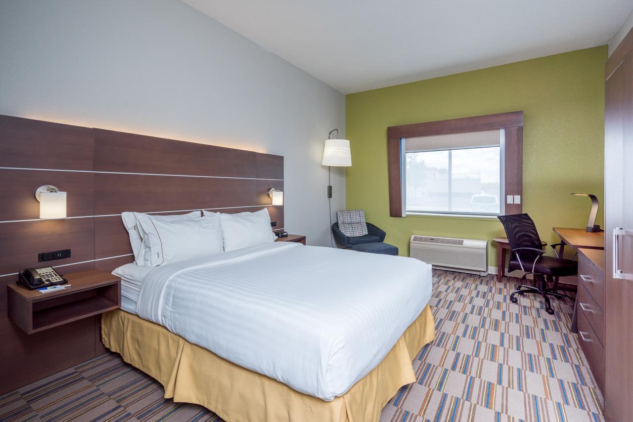 Holiday Inn Express And Suites Quakertown - Allentown Area By Ihg Екстер'єр фото